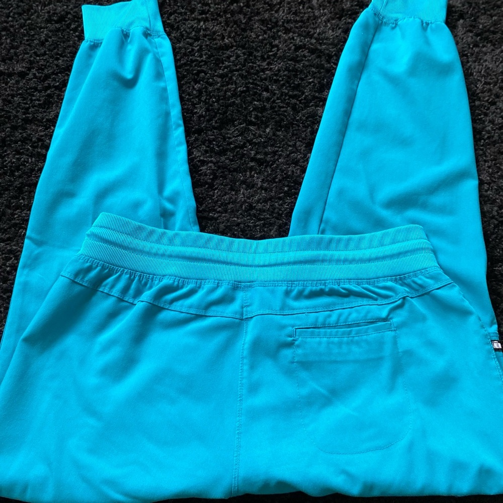 Greys Anatomy by Barco, women’s jogger scrub pants. Size- M